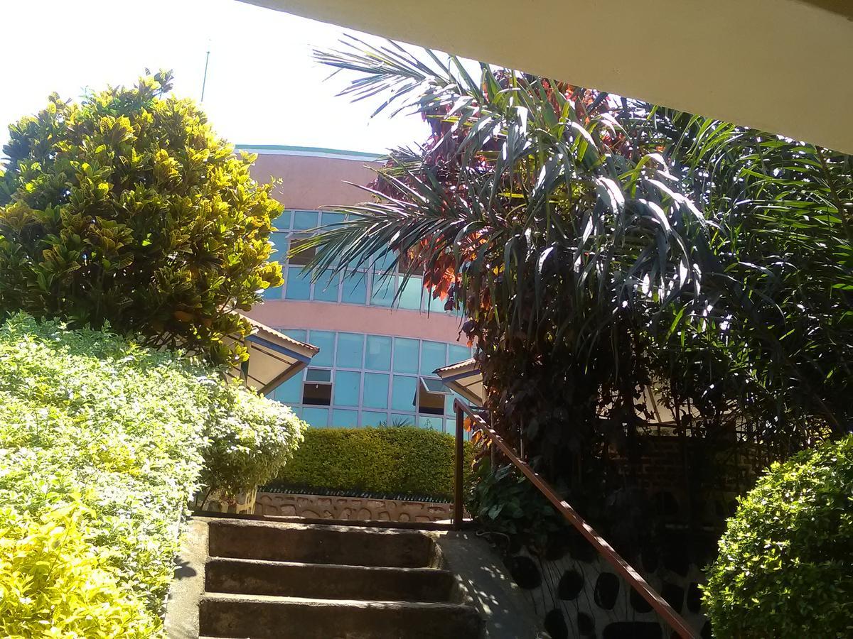 Gloria Motel Cyangugu Exterior photo
