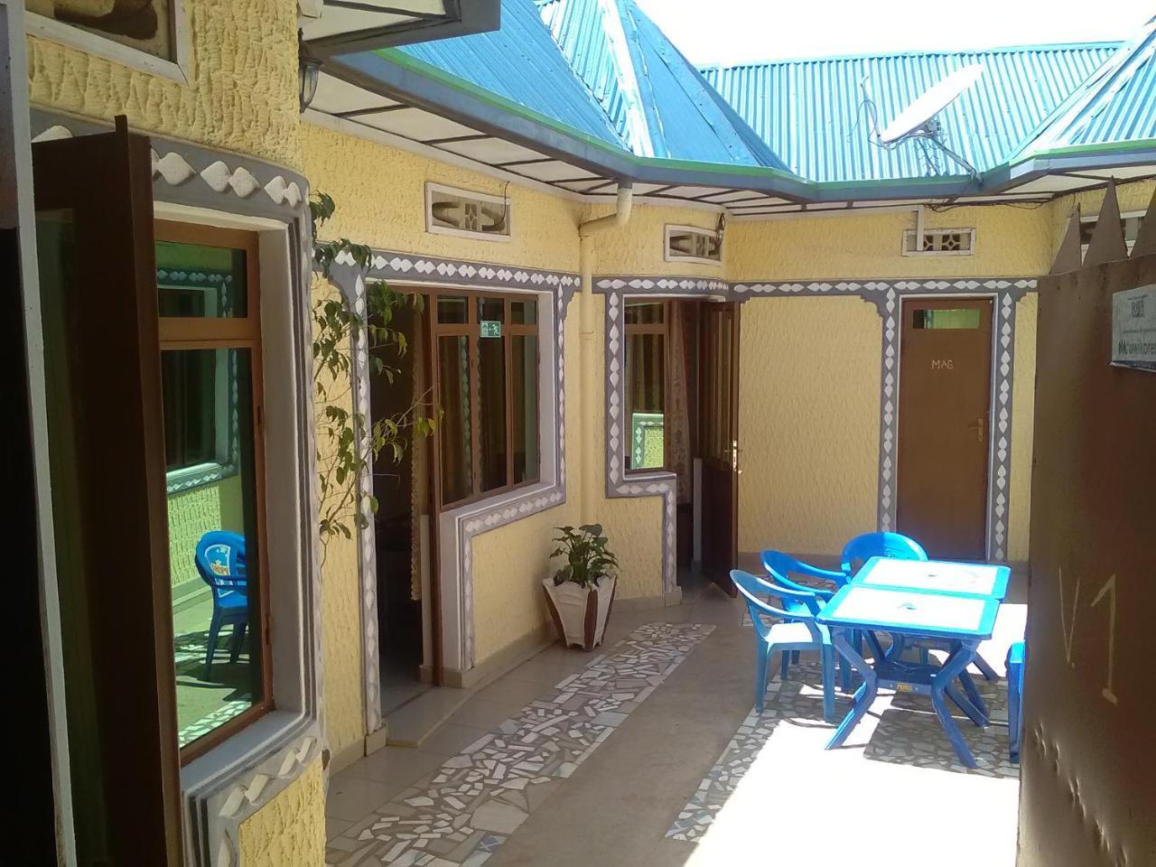 Gloria Motel Cyangugu Exterior photo